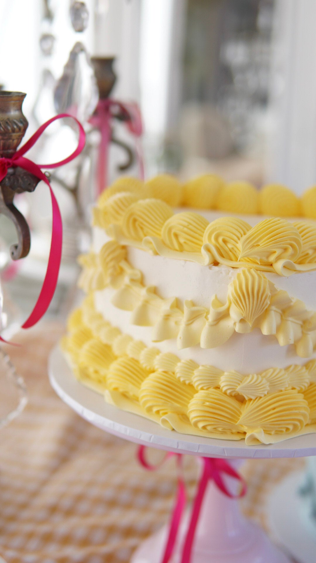 Frou Frou Retro Heart Cake