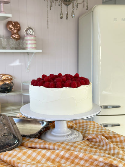 Raspberry cake