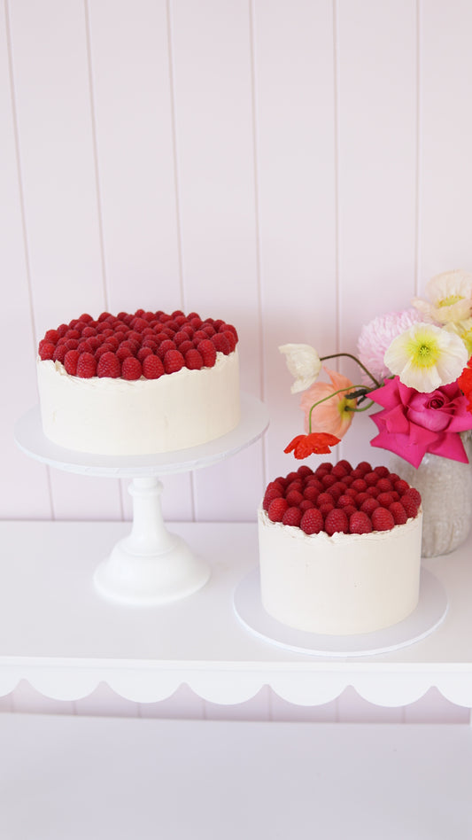 Raspberry cake