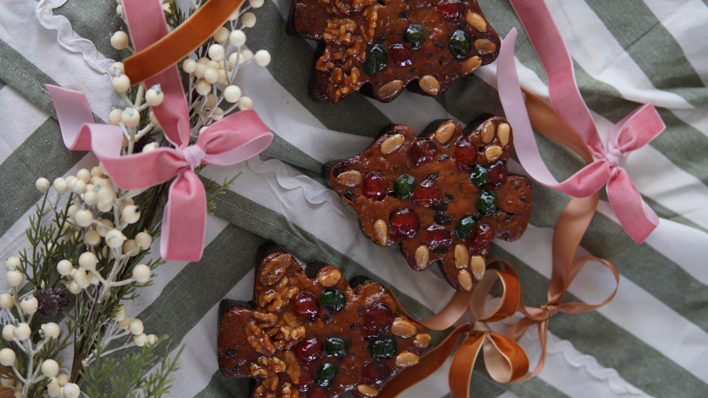 All butter Heritage Christmas fruit cake 450g