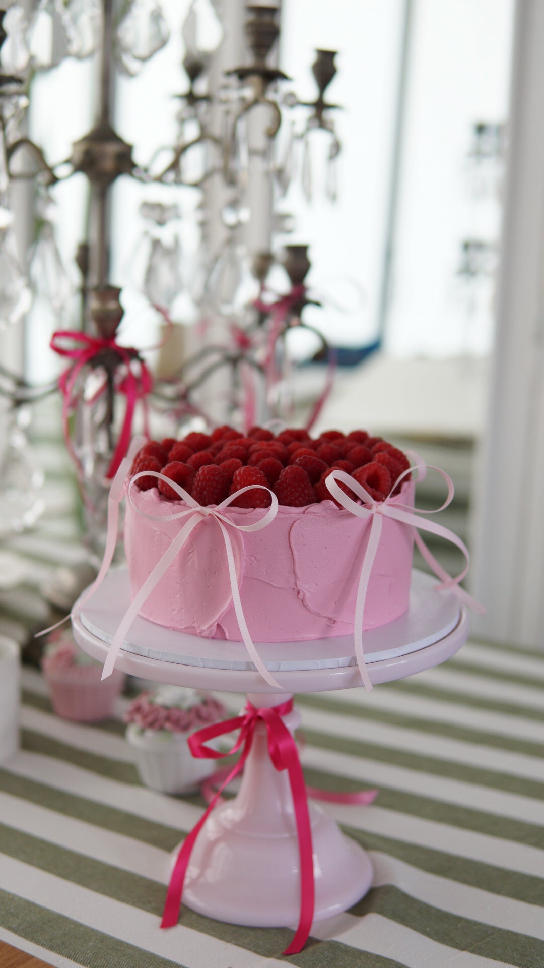 Raspberry cake
