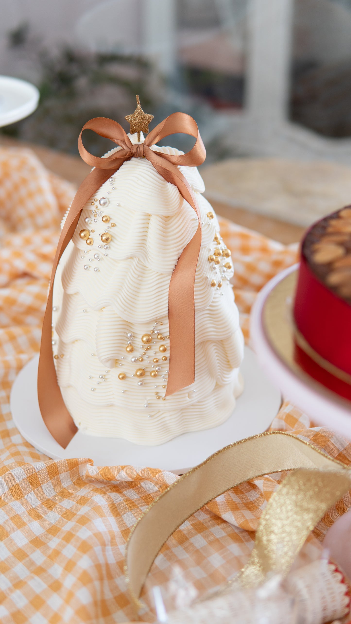 Festive Christmas Tree Centrepiece White