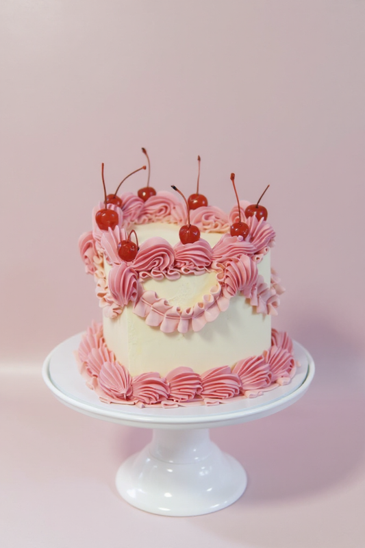 Frou Frou Retro Heart Cake