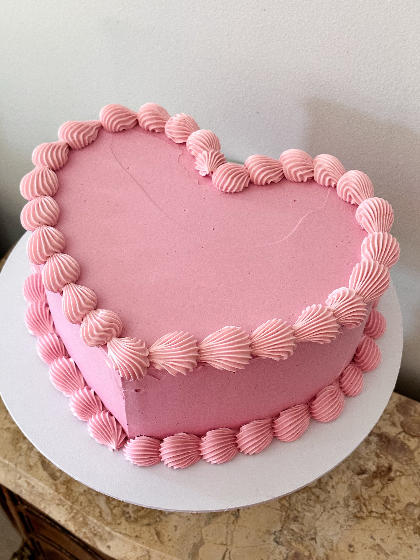 Coco Retro Heart Cake